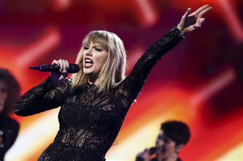 Hoa Quách, Patch Staff. Posted Mon, Nov 13, 2017 at 3:12 pm MT. DENVER, CO -- Ten-time Grammy winner Taylor Swift will bring her Reputation Tour to Sports Authority Field at Mile High in Denver ...